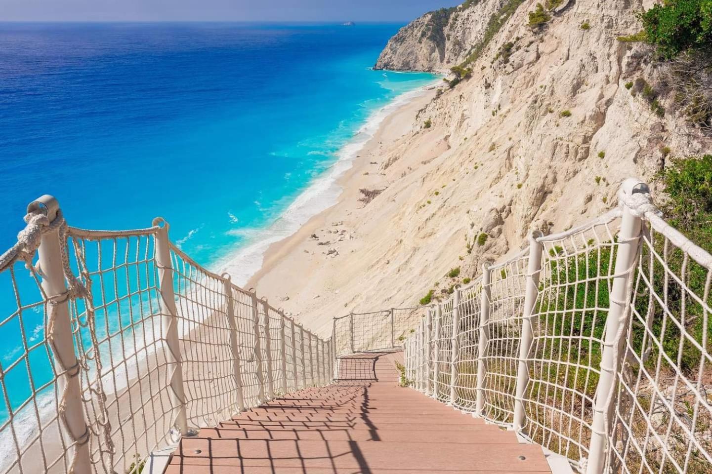 Elia Perigiali Lefkada Nydri (Lefkada)